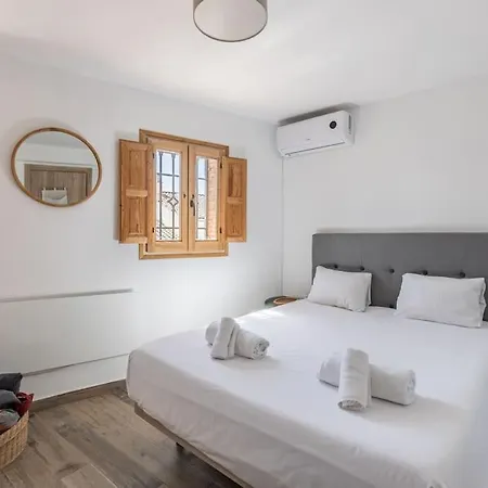 Casa Luna - Townhouse In With Open Terrace